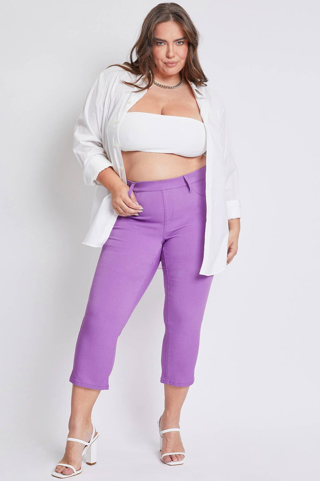 YMI Hyperstretch Pull On Capri Pants, Hydrangea-Pants-Inspired by Justeen-Women's Clothing Boutique in Chicago, Illinois