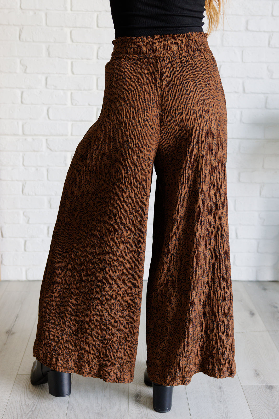 Harmony High Rise Wide Leg Pants in Brown-Pants-Inspired by Justeen-Women's Clothing Boutique