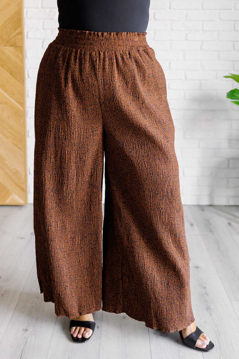 Harmony High Rise Wide Leg Pants in Brown-Pants-Inspired by Justeen-Women's Clothing Boutique