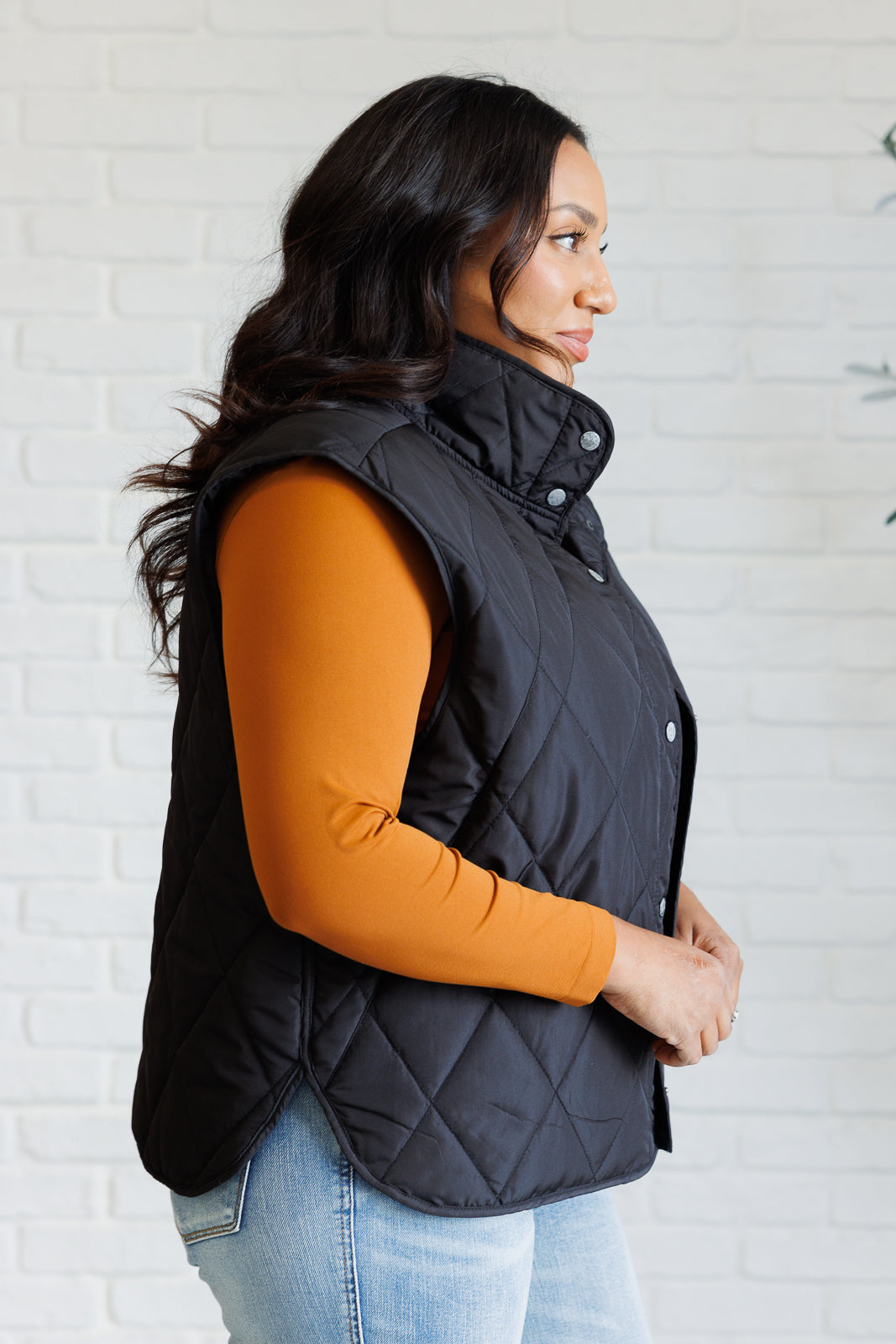 Layering Queen Quilted Puffer Vest in Black-Outerwear-Inspired by Justeen-Women's Clothing Boutique