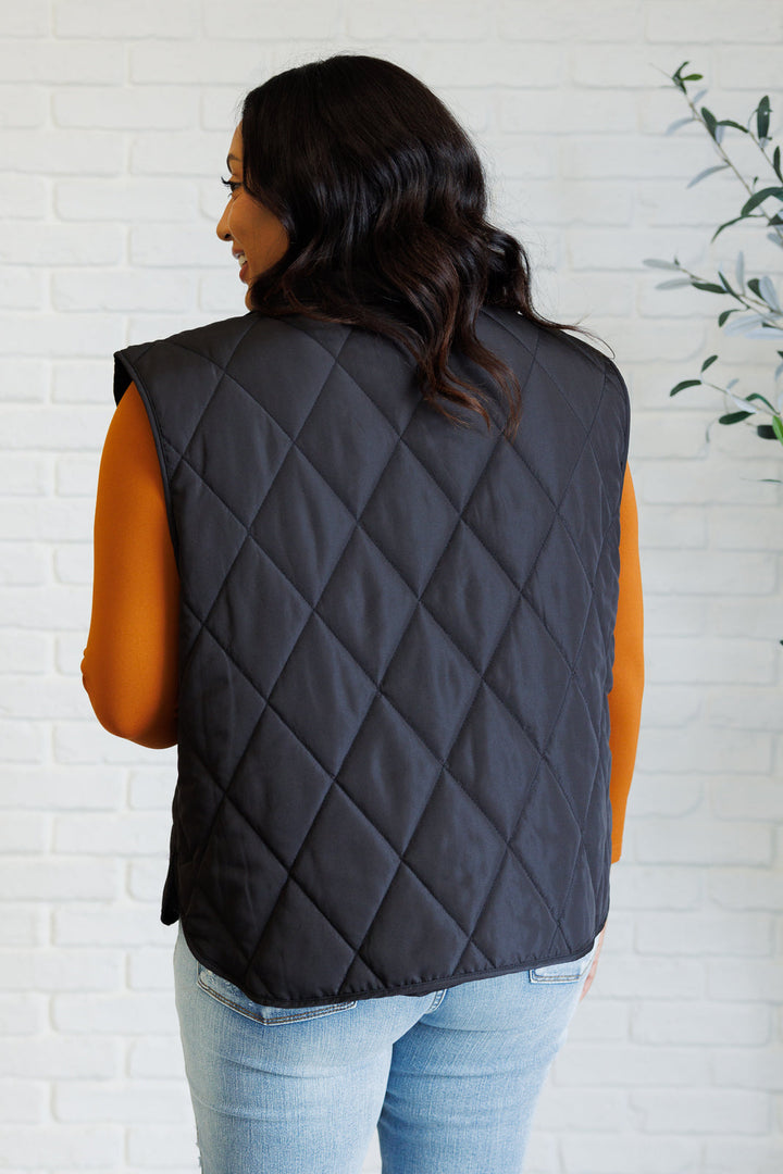 Layering Queen Quilted Puffer Vest in Black-Outerwear-Inspired by Justeen-Women's Clothing Boutique