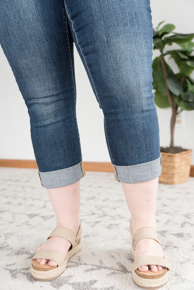 Make a Move Judy Blue Capris-Judy Blue-Inspired by Justeen-Women's Clothing Boutique