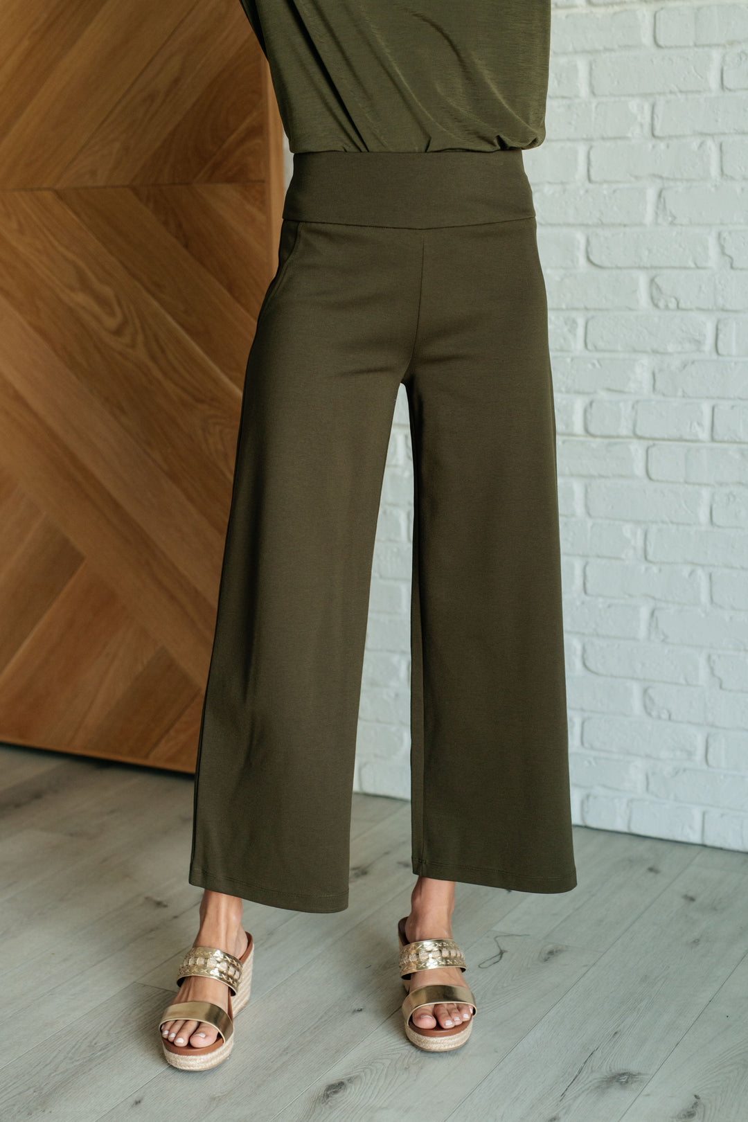 Magic Wide Leg Crop Pants in Olive-Pants-Inspired by Justeen-Women's Clothing Boutique