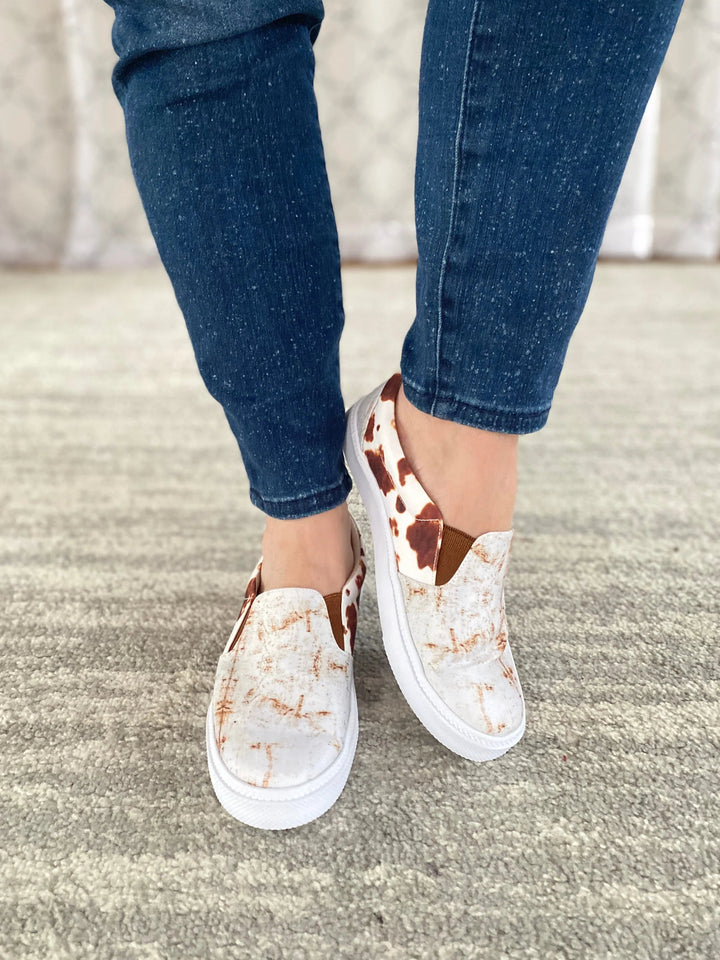 Stylin' Sneakers in Rusted White-MS-Everglades-Inspired by Justeen-Women's Clothing Boutique