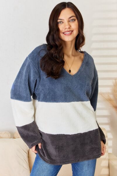 Culture Code Faux Fur Color Block V-Neck Sweater-Sweaters/Sweatshirts-Inspired by Justeen-Women's Clothing Boutique in Chicago, Illinois